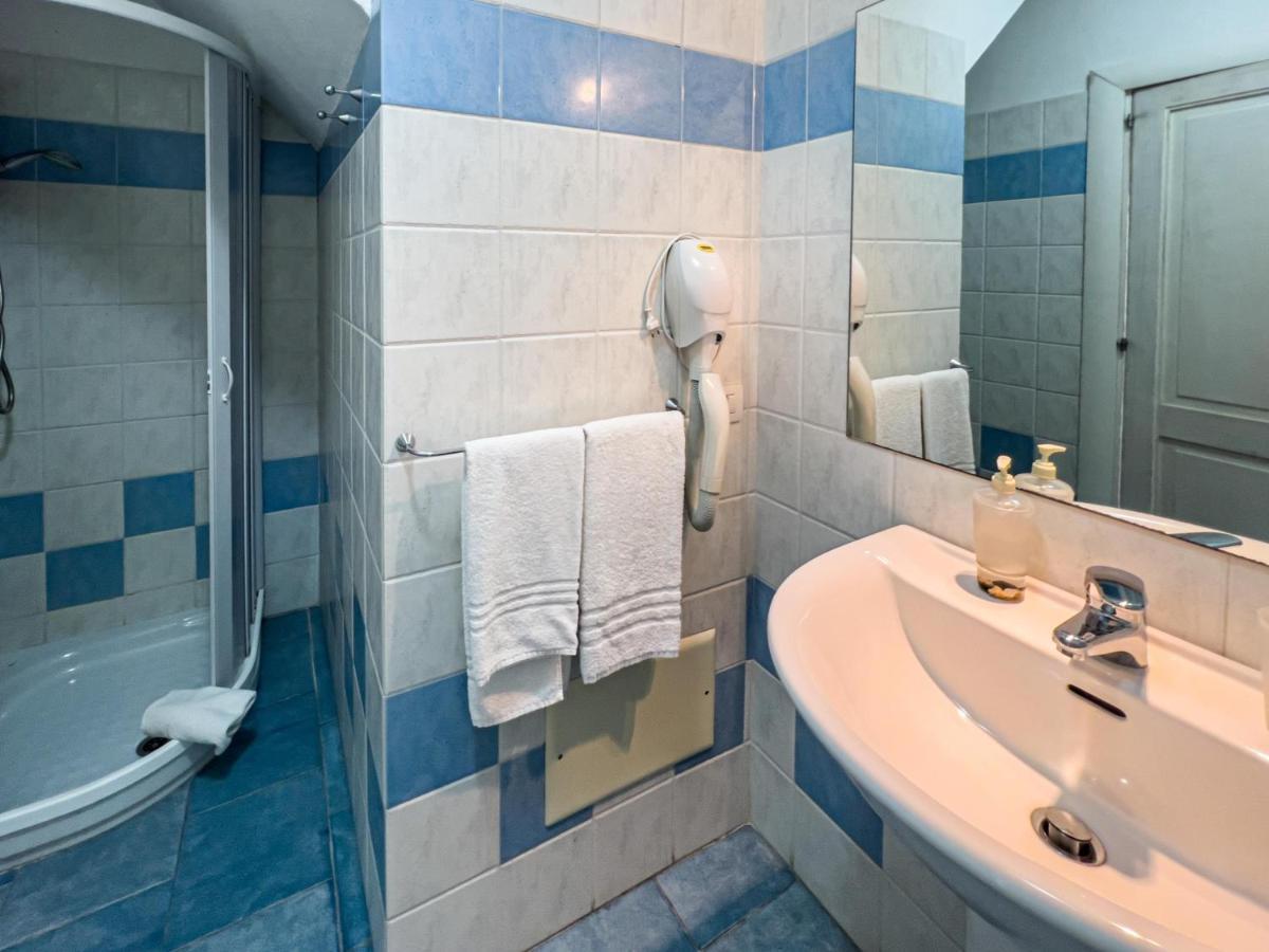 La Terrazza Guesthouse Olbia Eksteriør billede